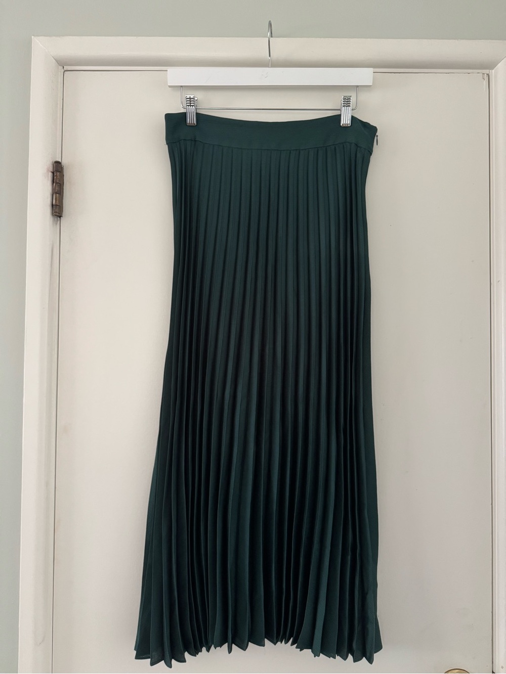 Sezane Dune Pleated Midi Skirt in Dark Green
